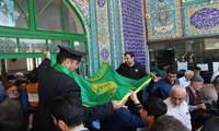 حضور خدام و پرچم متبرک حرم مطهر رضوی در نمازجمعه امروز شهرستان گالیکش بمناسبت دهه کرامت